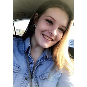 Meet your Posher, Haley